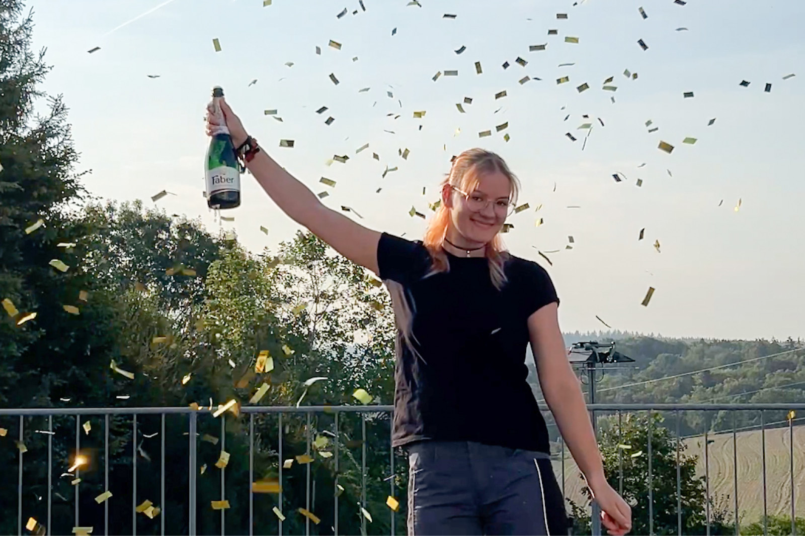 1.000 Mitarbeiter in der »avpcrew«.